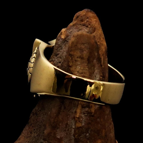 Men's Brass England Flag Shield Ring – Unique Gift for Him The Gift Atelier
